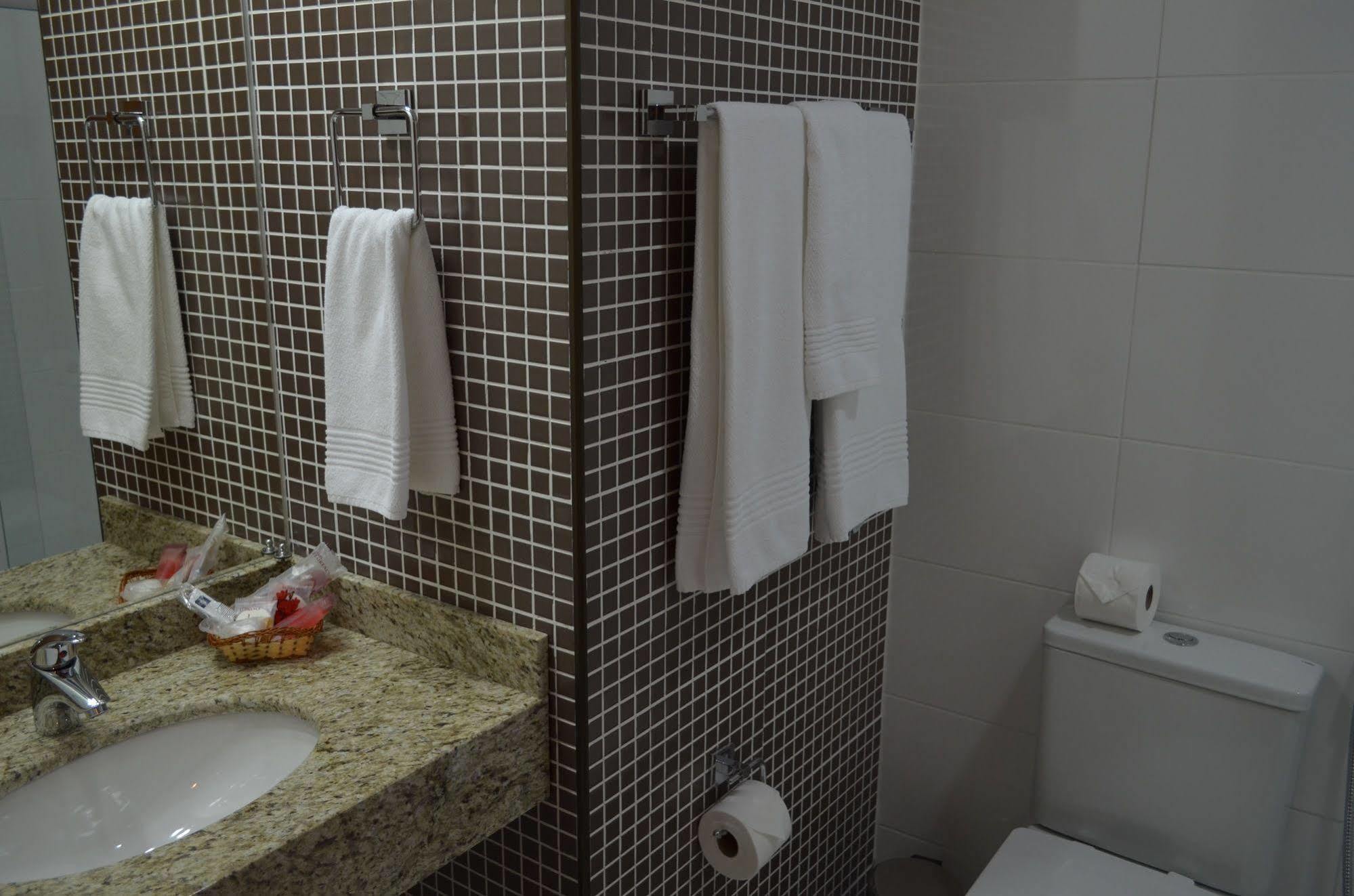 Hotel Thomasi Express Маринга Экстерьер фото